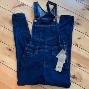 NWT skinny Levi overalls